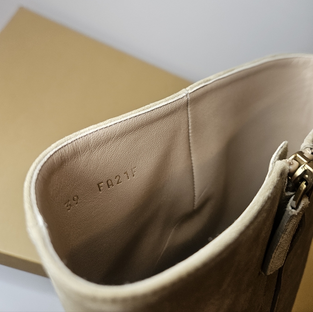 Michael Kors Collection Dabney Runway Boots - Picture 13 of 13